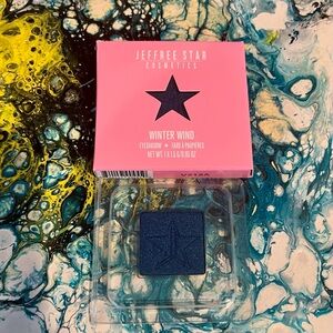 Jeffree Star Winter Wind Eyeshadow in Deep Blue